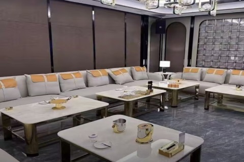 在东莞的璀璨夜色中寻觅梦想舞台,我们期待你的加入